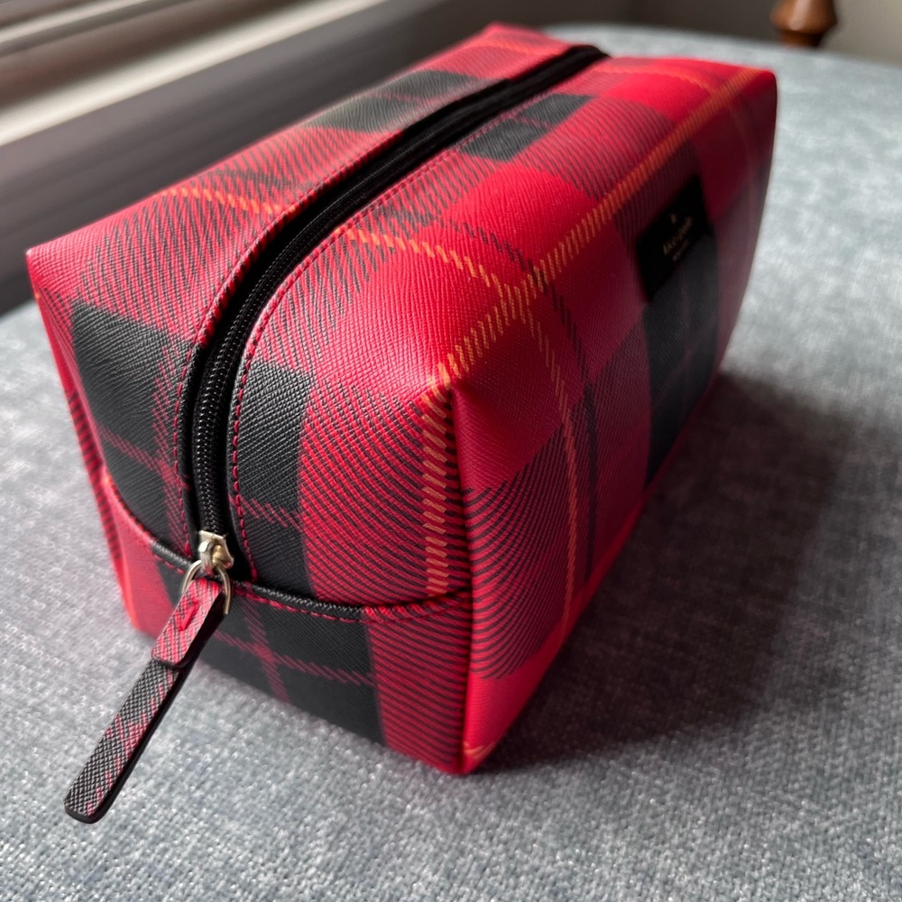 KATE SPADE | Red Plaid Boxy Pouch ♠️ - Picture 4 of 6